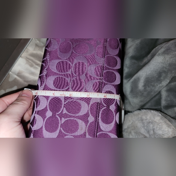 NWOT Authentic Coach Penelope Purple Logo Purse - Picture 6 of 16